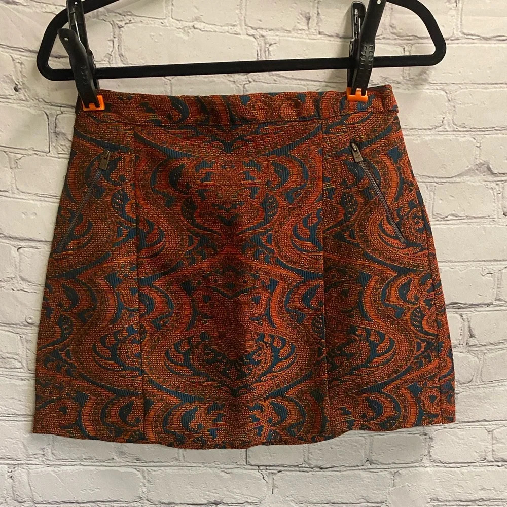 Women’s Hollister Tapestry Pattern Mini Skirt Rust Navy Orange Blue Medium